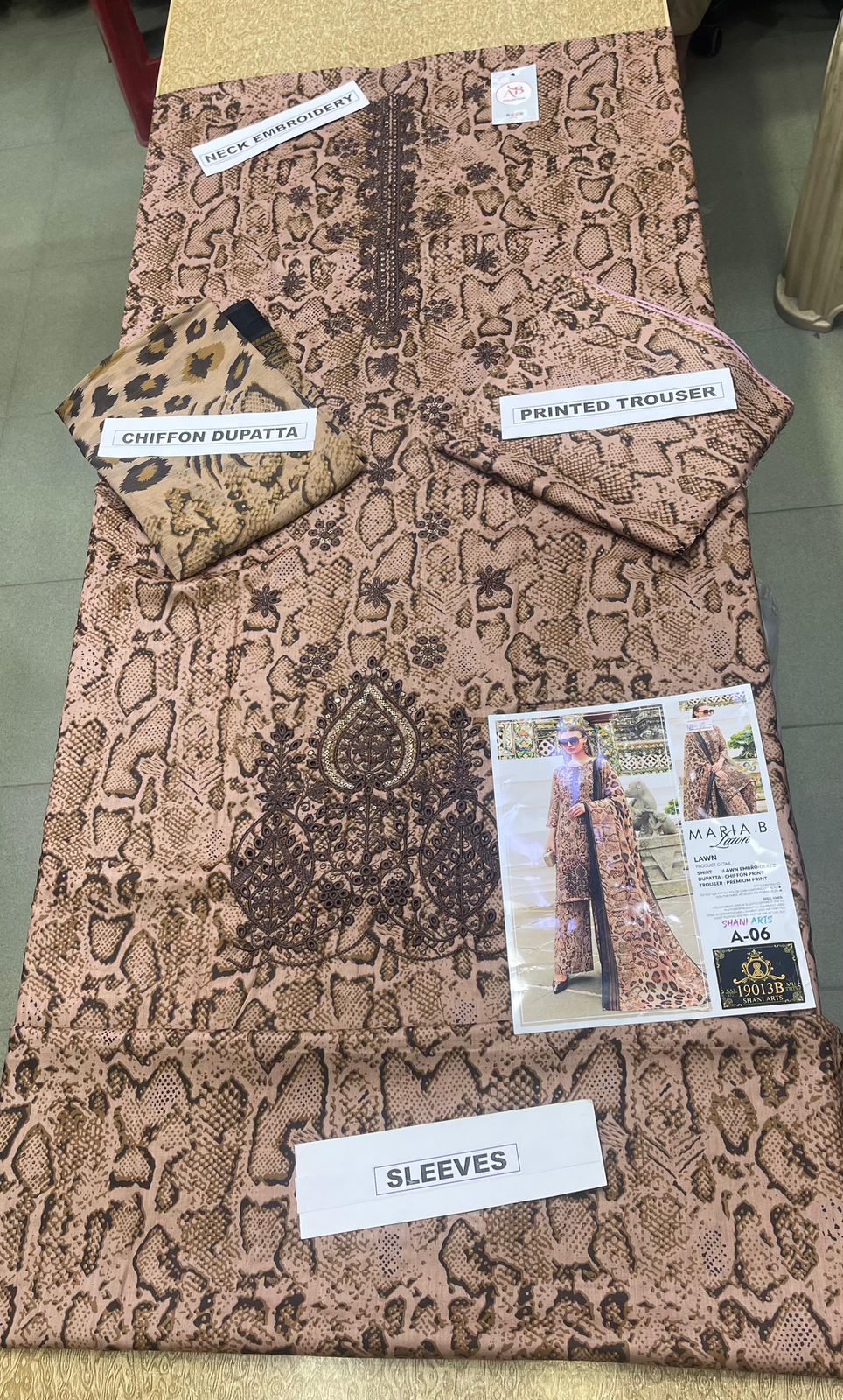 Premium Unstitched Embroidered Lawn 3 Piece Suit with Chiffon Dupatta