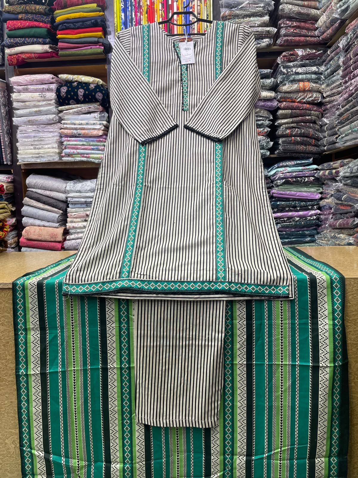 BinSaeed Stitched 3-Piece Striped Khaddar Dress – Off-White, Black & Emerald Green