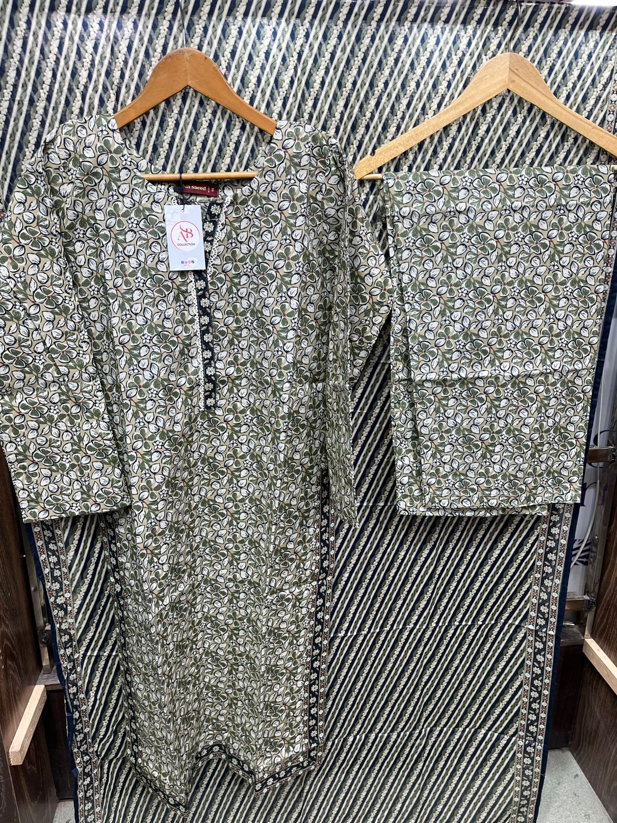 Olive & Charcoal Floral 3 Piece Lawn Suit