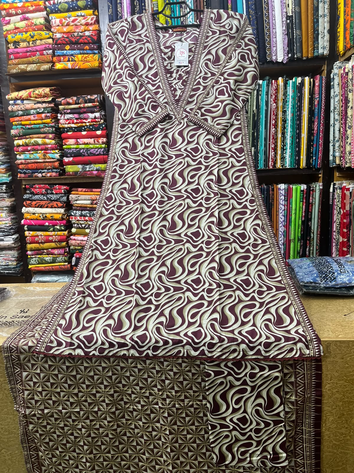 Chic Plum & Beige Abstract Printed 3-Piece Lawn Set by Bin Saeed