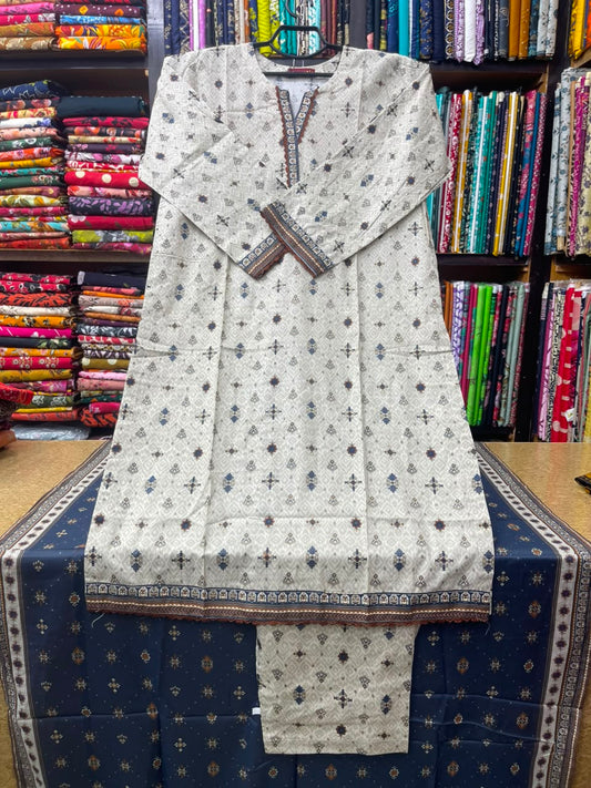 Bin Saeed Premium Ivory & Indigo Lawn 3-Piece Suit