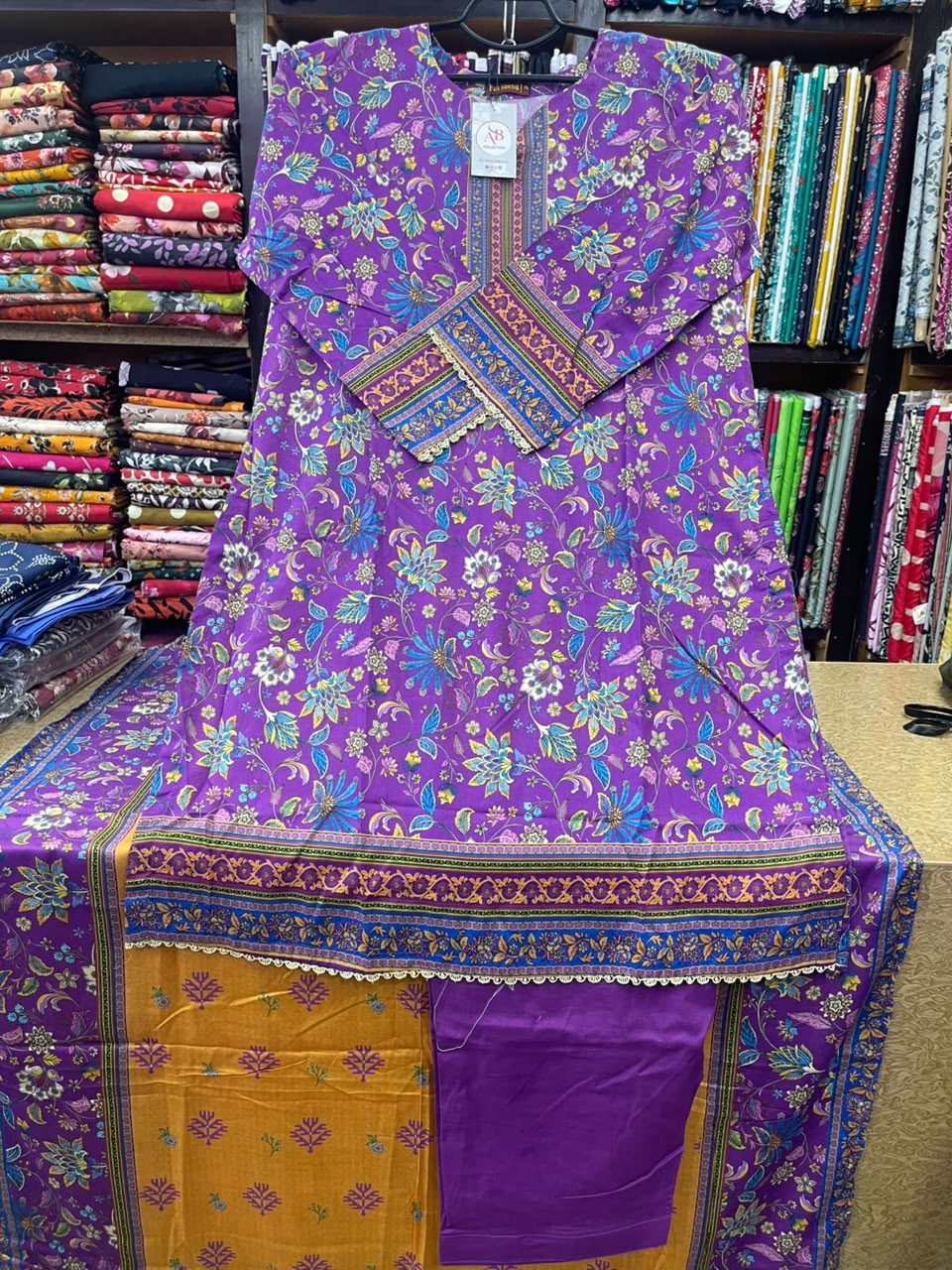 Women's Purple 3-Piece Printed Lawn Article