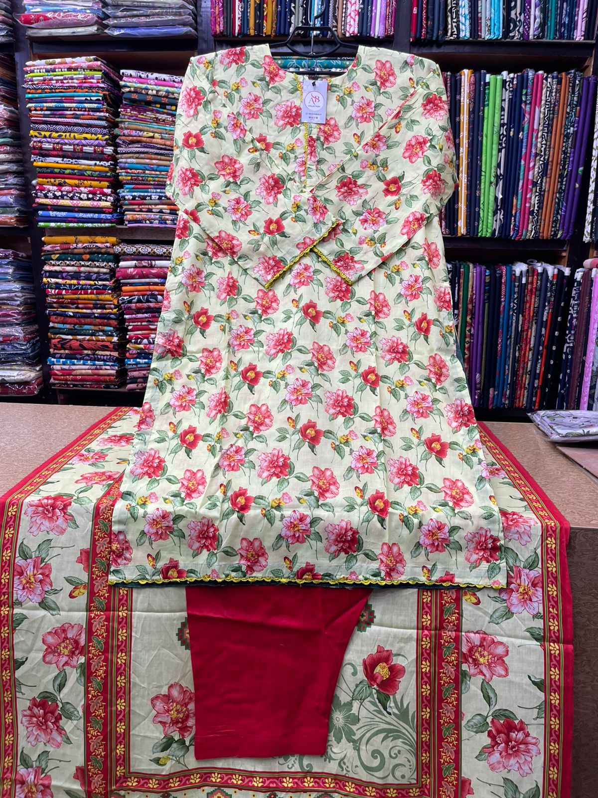 Vibrant 3-Piece Floral Printed Lawn Suit (Cream & Red)