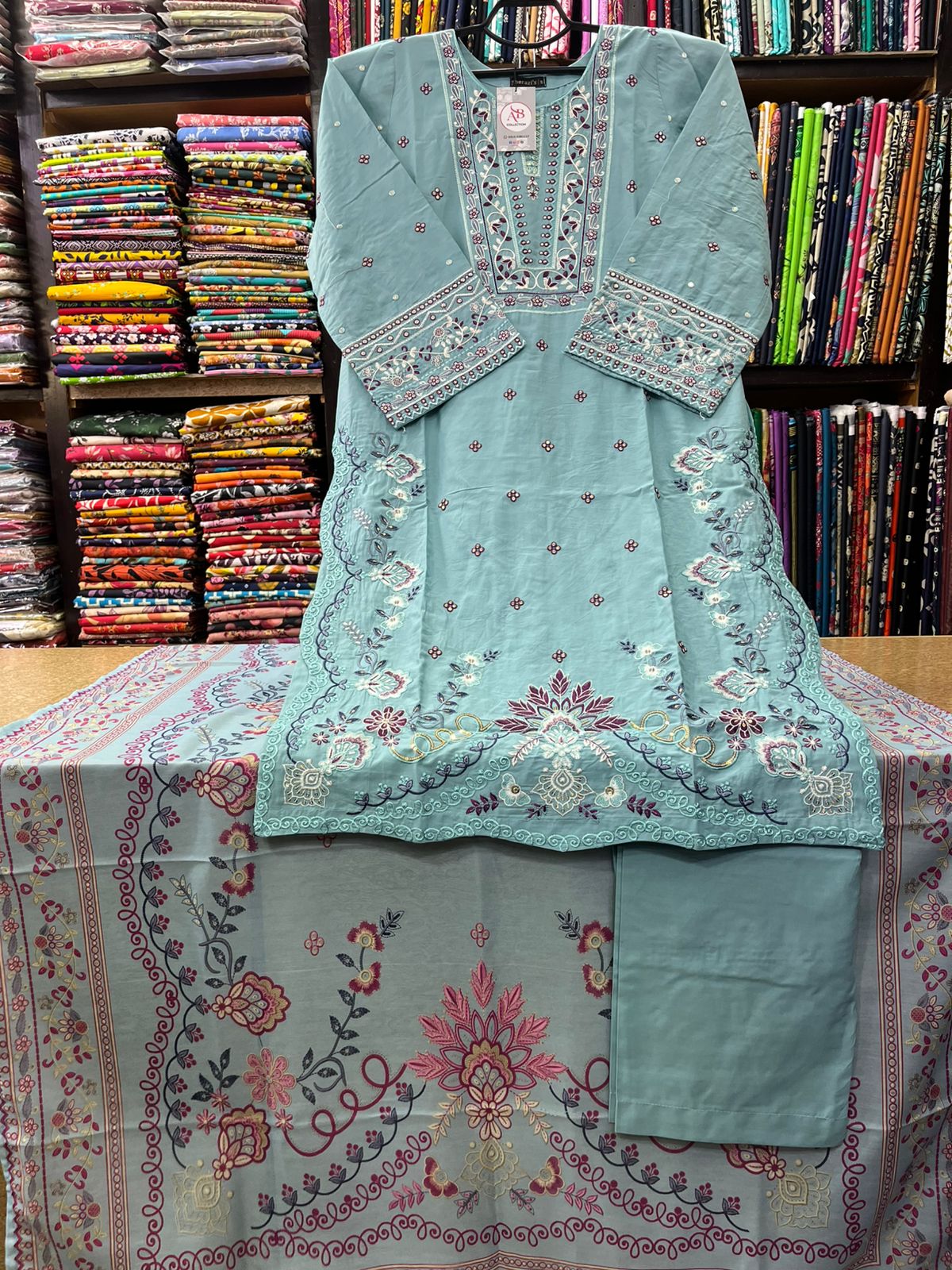 AB Collection Intricate Thread Embroidered 3-Piece Lawn Suit – Ice Blue