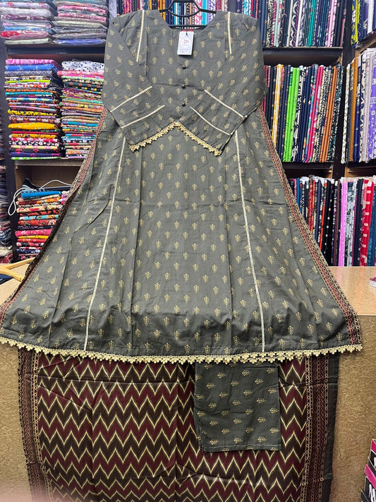 AB Collection 3-Piece Traditional Motif Printed Lawn Suit Elegant A-Line Long Shirt with Open Chalks