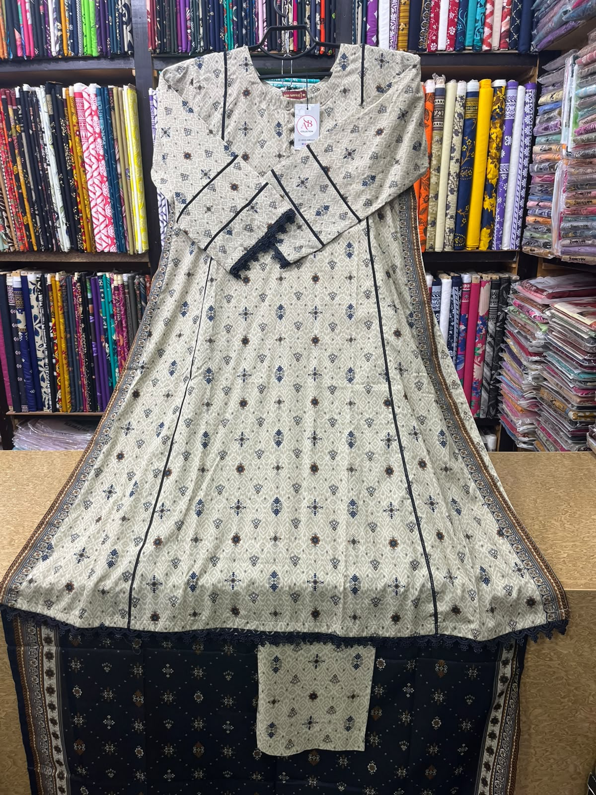 Elegant Beige & Navy 3-Piece Printed Lawn Suit
