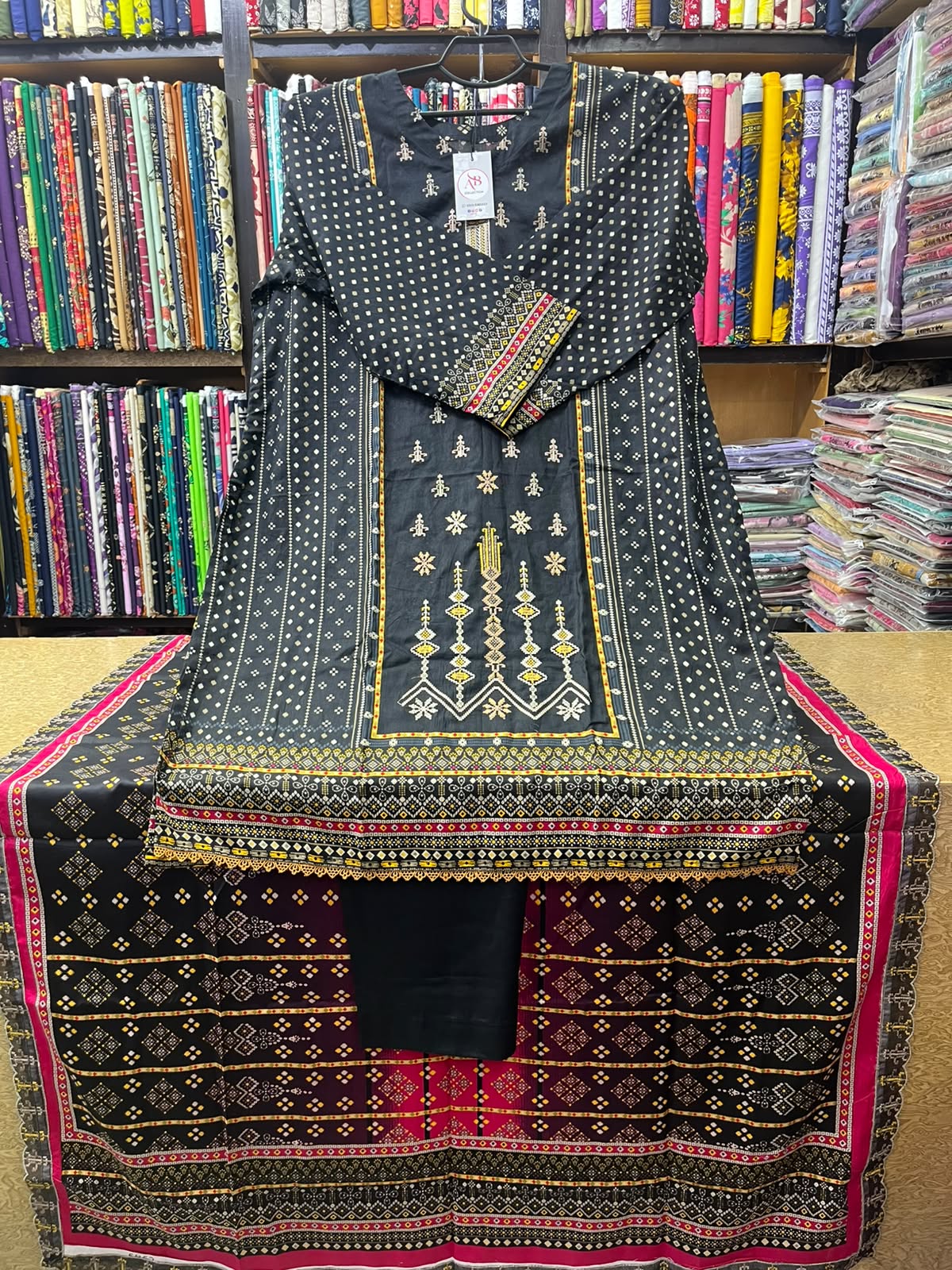 Classic Black & Gold Embroidered Lawn 3-Piece Suit  Magenta Accent Lawn Voile Dupatta