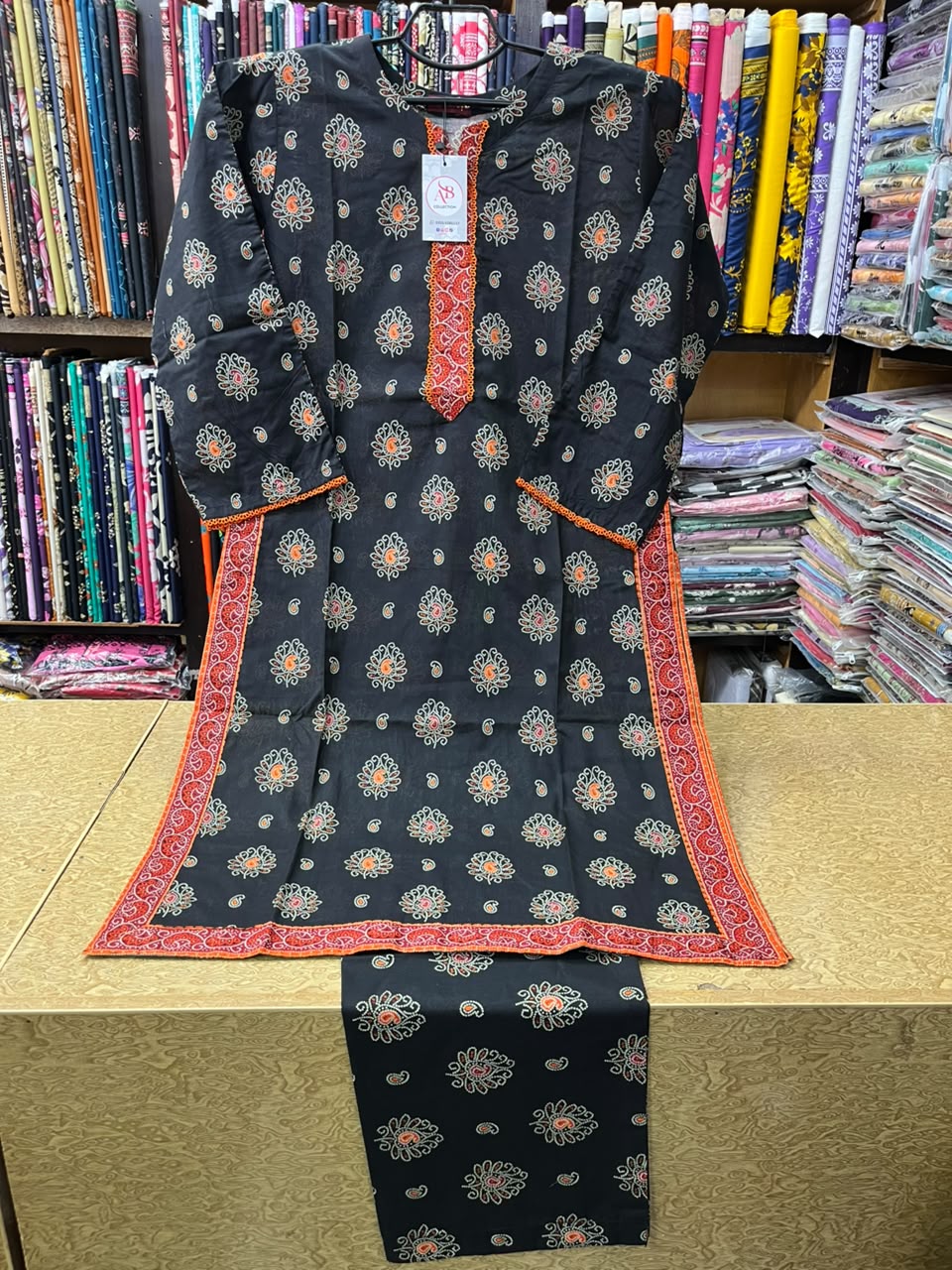 Black & Rust Paisley 2-Piece Printed Lawn Suit