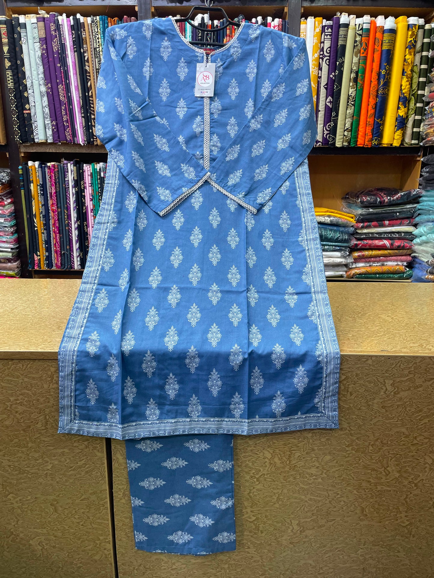 Elegant Slate Blue 2-Piece Printed Lawn Suit with White Lace Details