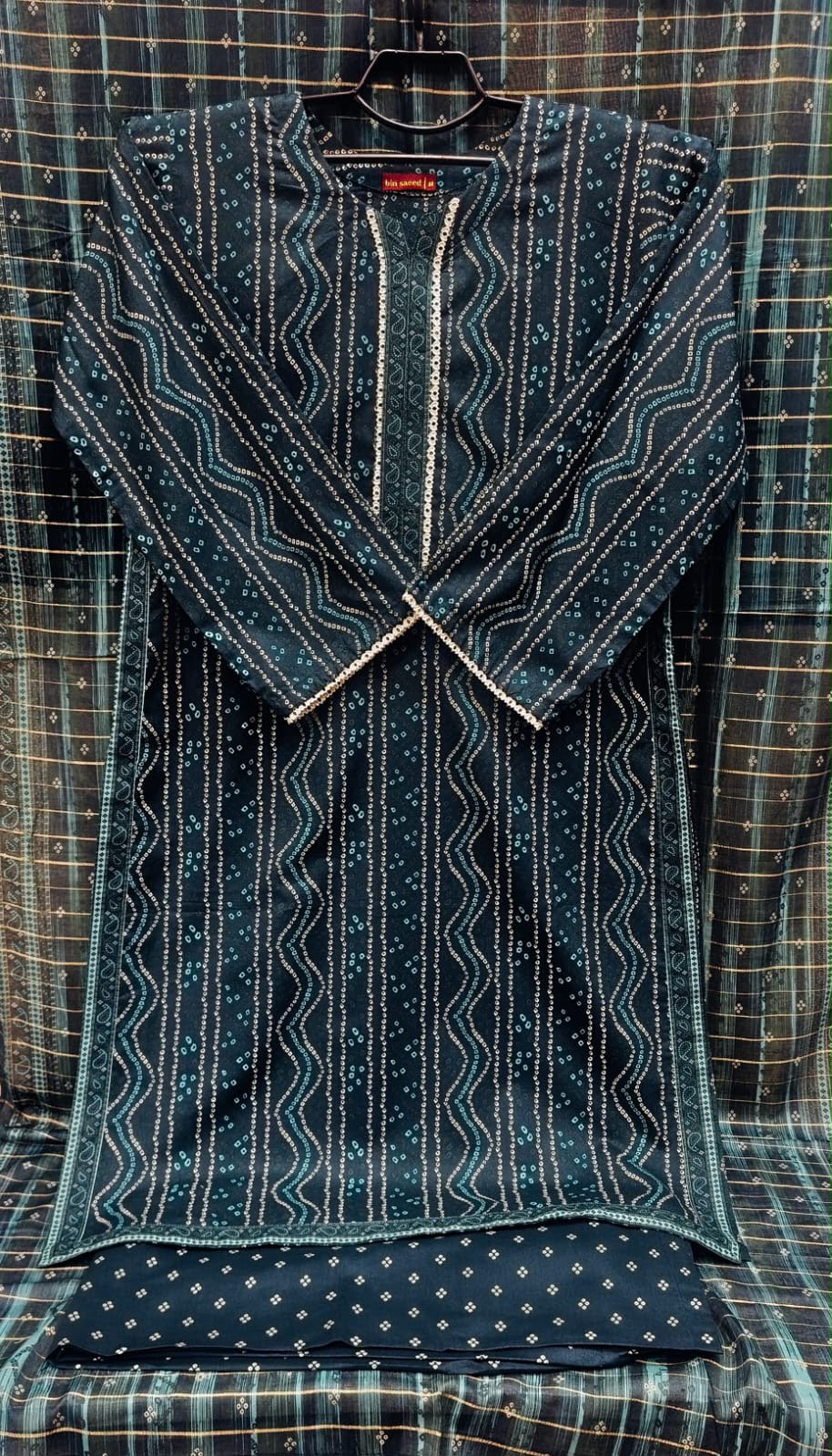 Navy Blue Wavy Bandhani Printed Lawn 3-Piece Suit