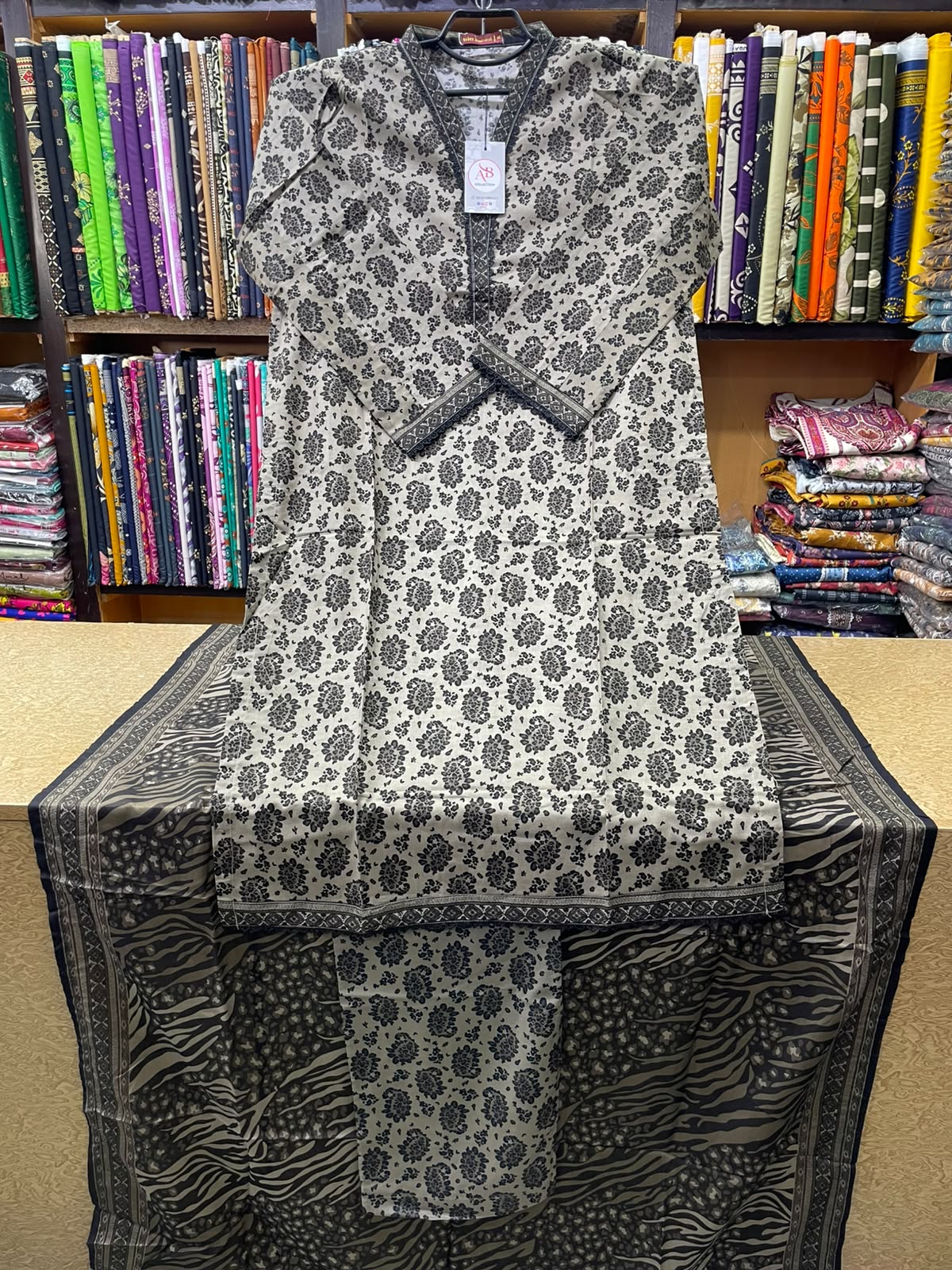 Beige & Black Micro-Floral Printed Lawn 3-Piece Suit