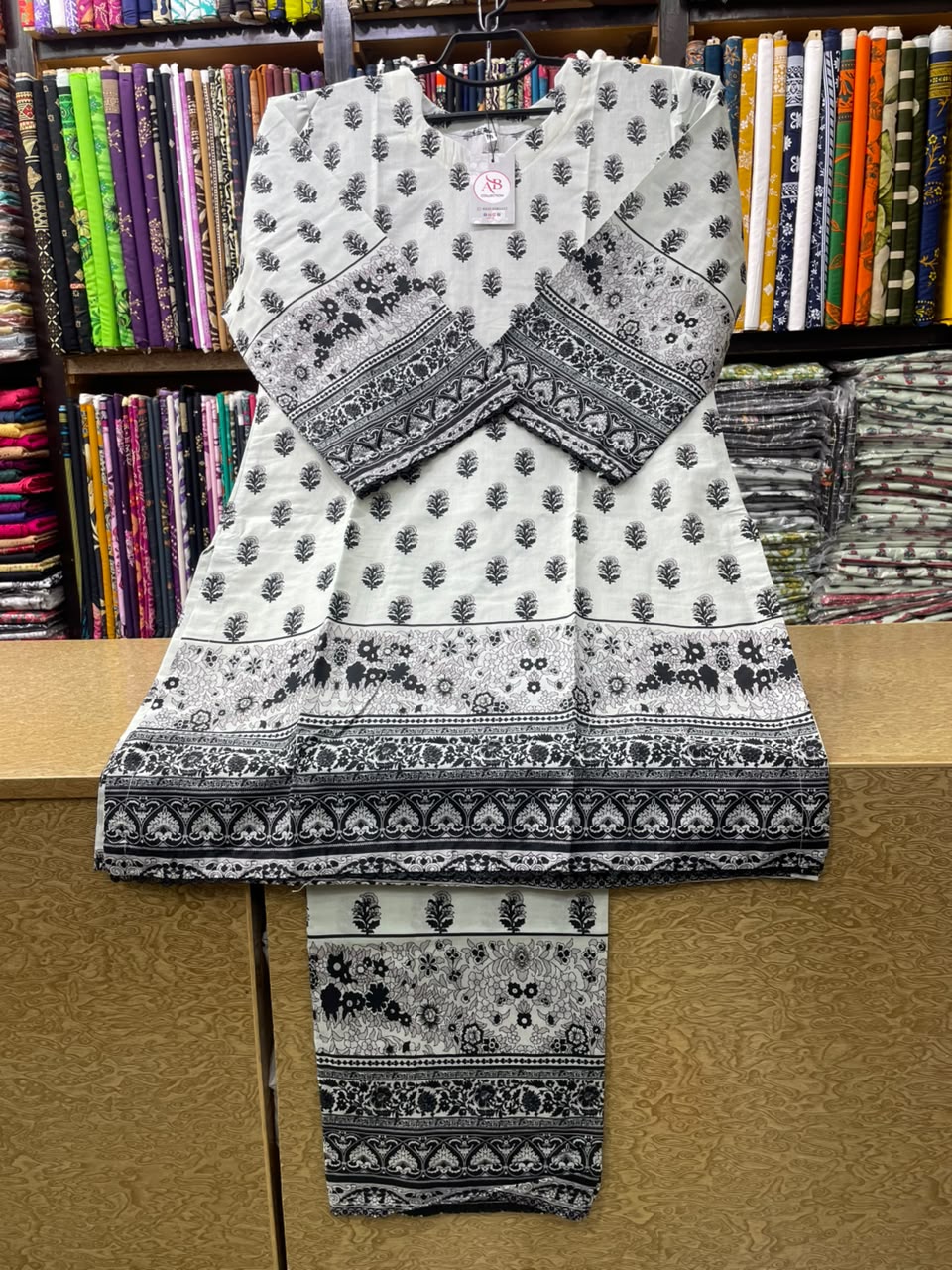 2 PC Monochrome Block Print Lawn Co-Ord Set
