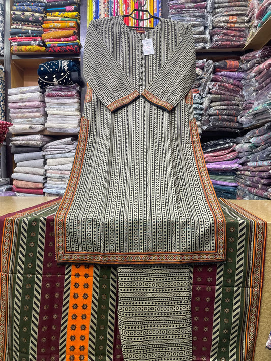 Bin Saeed Printed Pocket Style Long Length 3-Piece Suit (50" Shirt Length) with Matching Printed Dupatta & Trouser