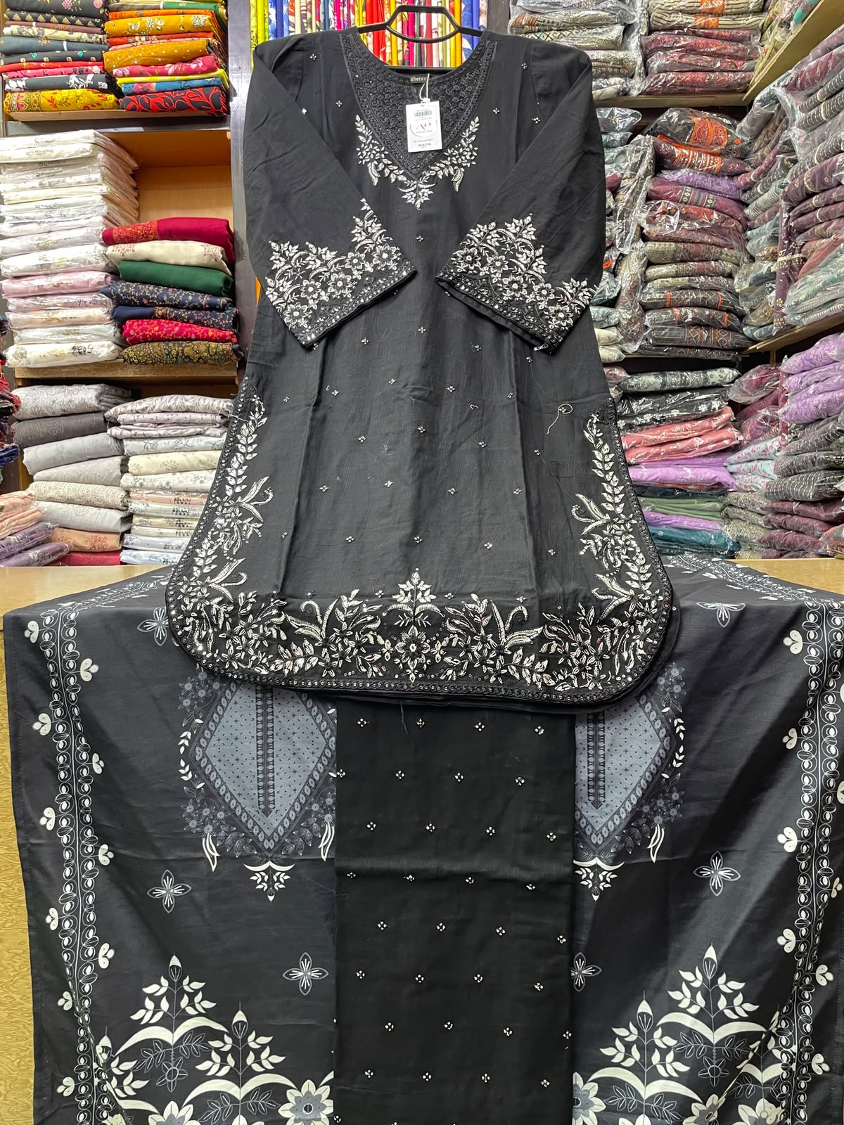3-Piece Stitched Rounded Daman Embroidered Khaddar Suit with Printed Dupatta