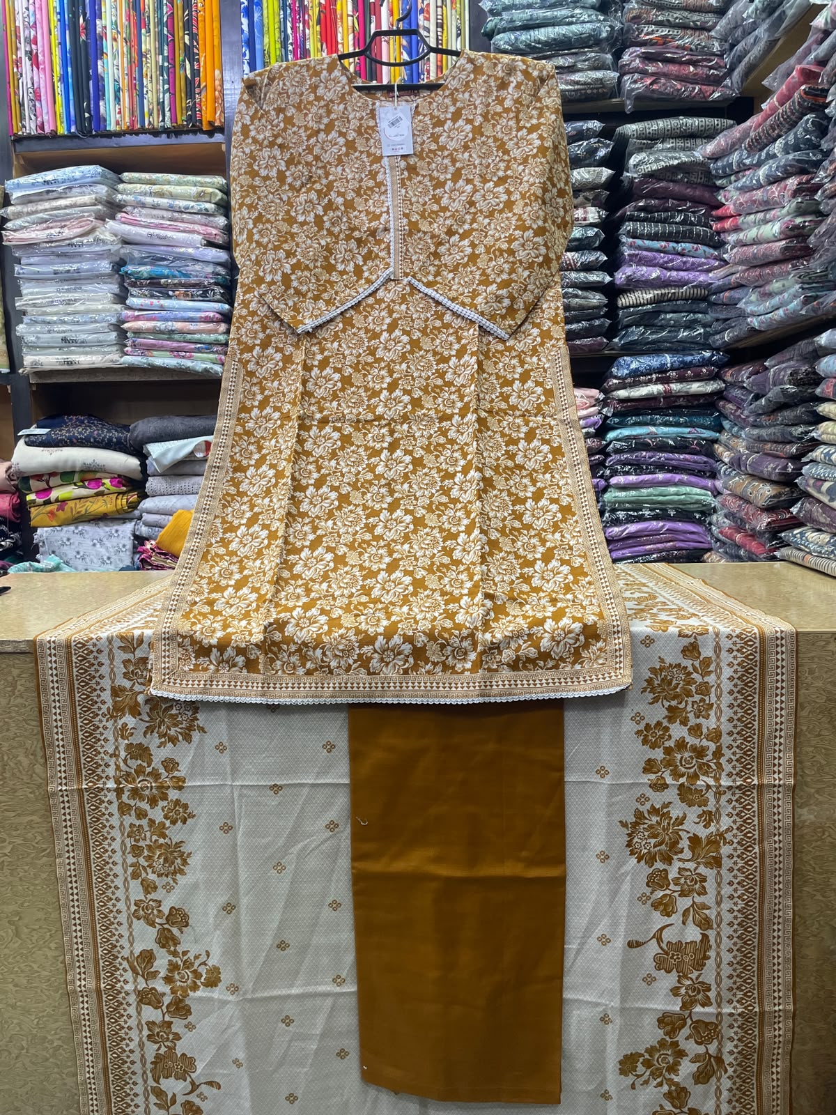 Bin Saeed Floral Printed Khaddar 3-Piece Suit with Printed Shawl