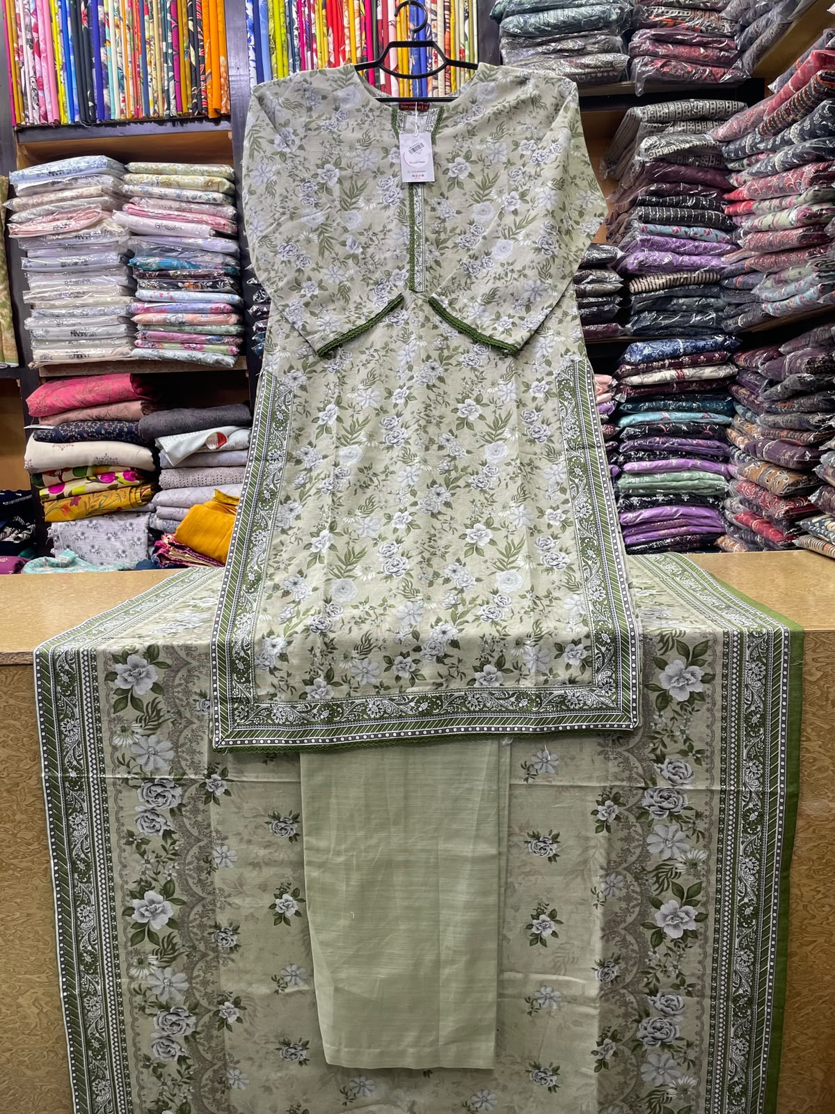 Bin Saeed Printed Khaddar 3-Piece Suit with Printed Shawl – Sage Green Floral Design