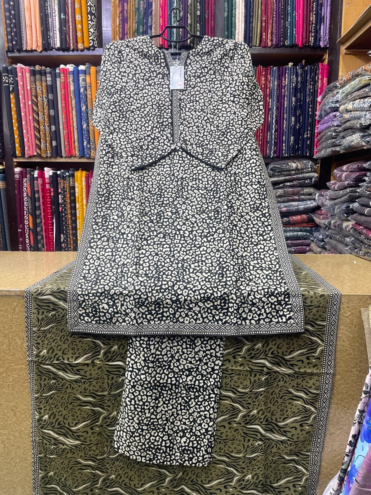 Bin Saeed Printed Khaddar 3-Piece Suit – Black & White Leopard Print Shirt, Matching Trouser & Olive Dupatta
