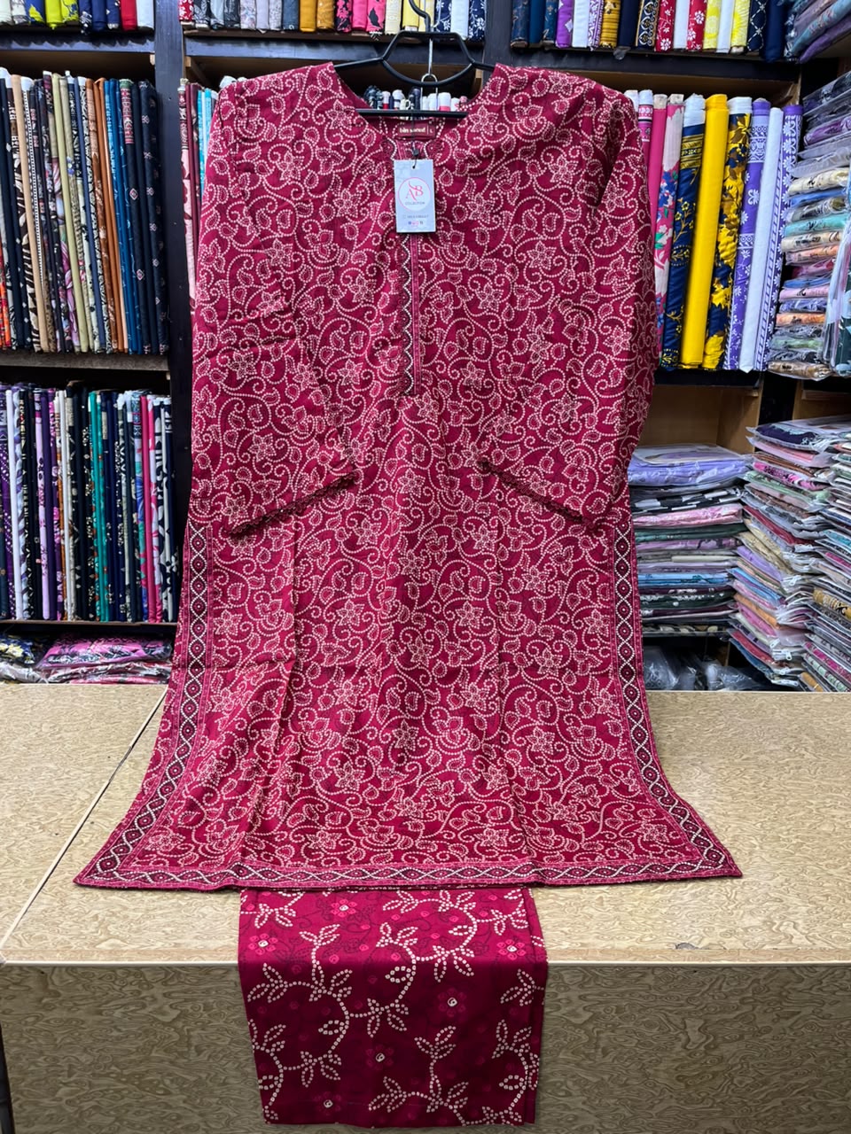 Women's Maroon Printed Lawn 2 Piece Suit Intricate Floral Jaal Kurti & Matching Trouser Set
